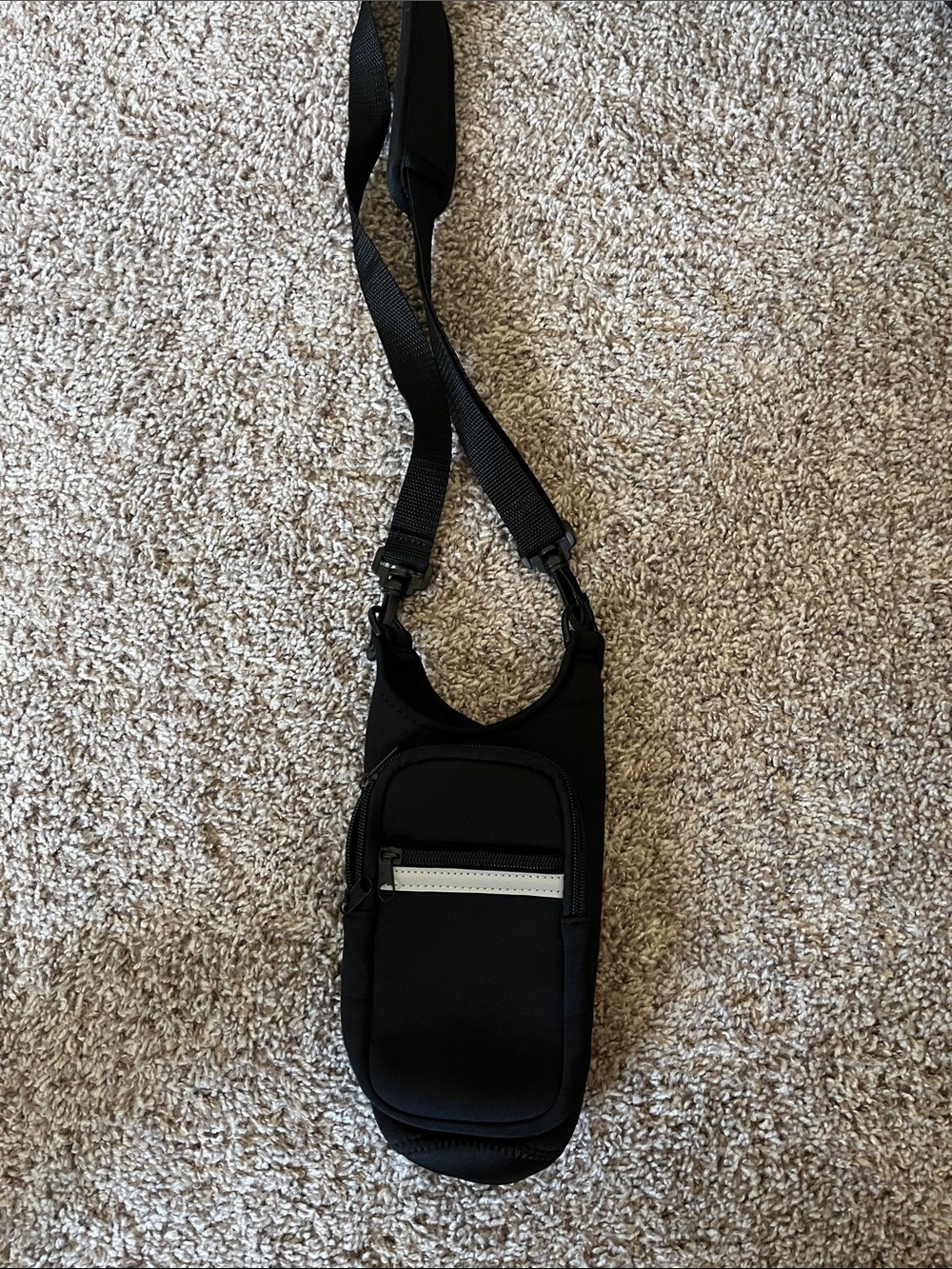 Black Crossbody water bottleBag with Adjustable Strap and magnetic strip on back